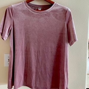 Pretty soft pink stretch velvet top